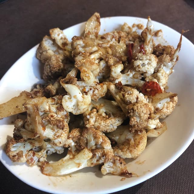 Foto del plato “Cavolfiore saltato piccante”