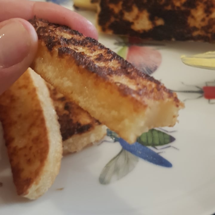 photo of Violife Halloumi style shared by @lkapelari on  16 Oct 2021 - review