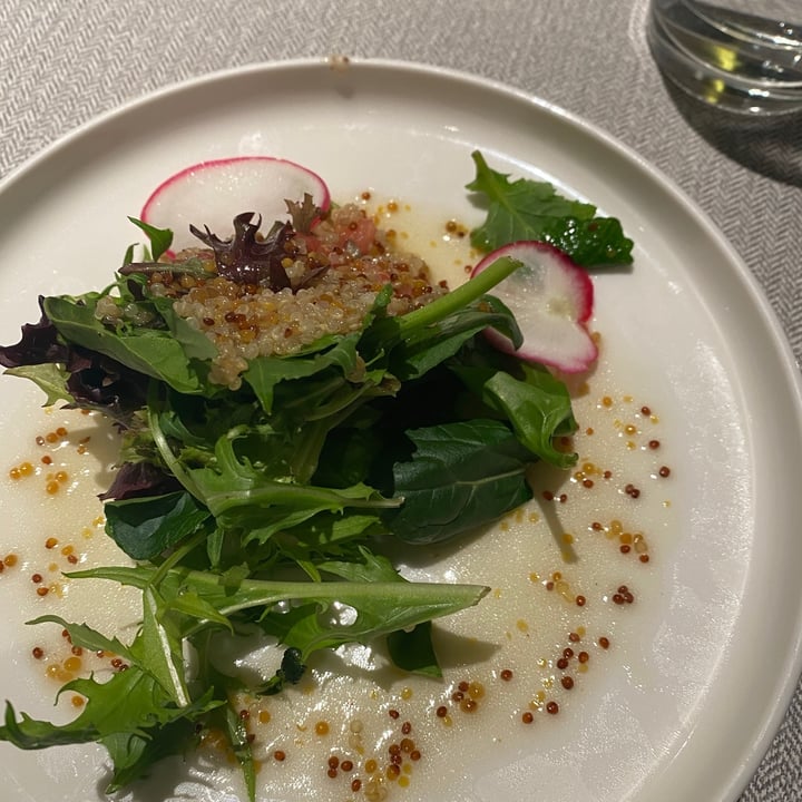 review photo of Elemen @Millenia Walk Quinoa salad shared by @minimalisthero on 26 Aug 2020 - review