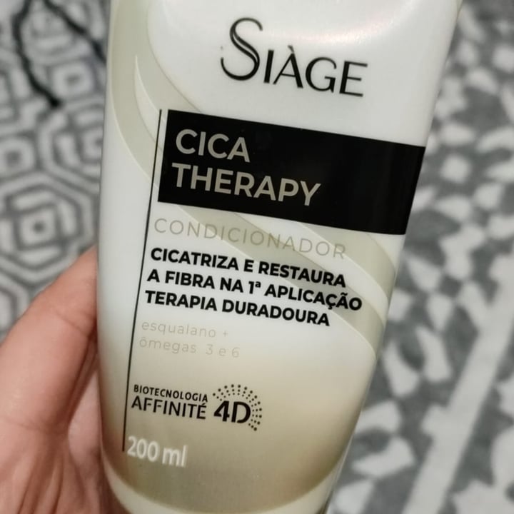 review photo of Eudora condicionador cica therapy shared by @rosario59 on 09 May 2022 - review