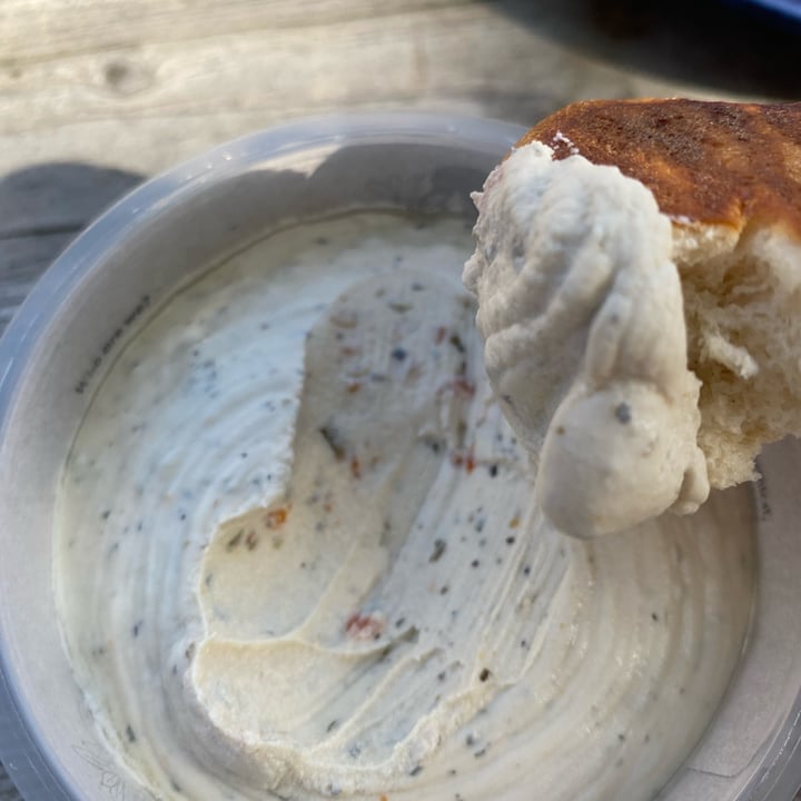 review photo of New Roots vegan creamery Tomato and Basil shared by @qualle on 17 Oct 2022 - review