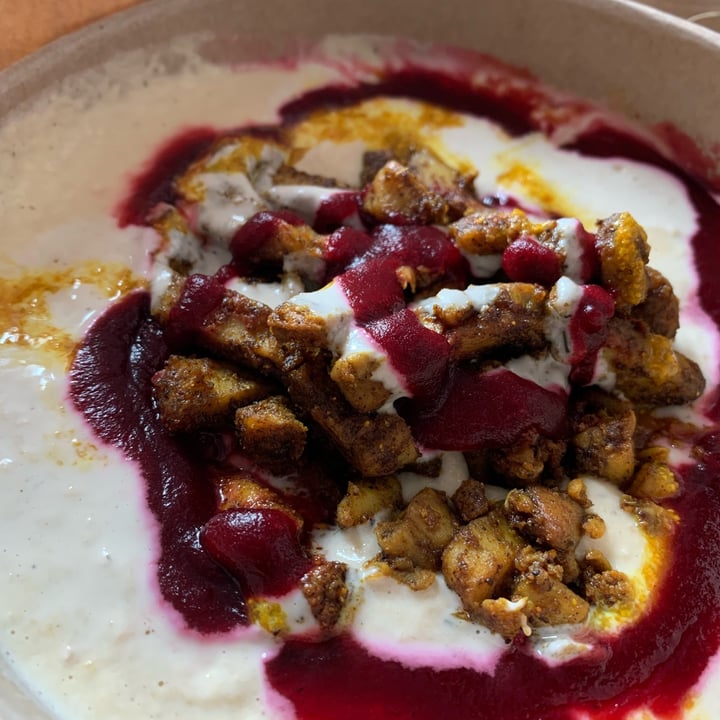 review photo of Nana Veg Kitchen x Kuiri falafel shared by @paparussian on 30 Apr 2022 - review