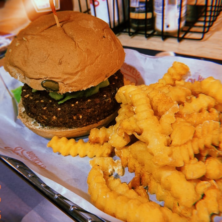 review photo of Johnny Rockets Hambúrguer e Milkshake shared by @karolkessely on 21 Jul 2021 - review