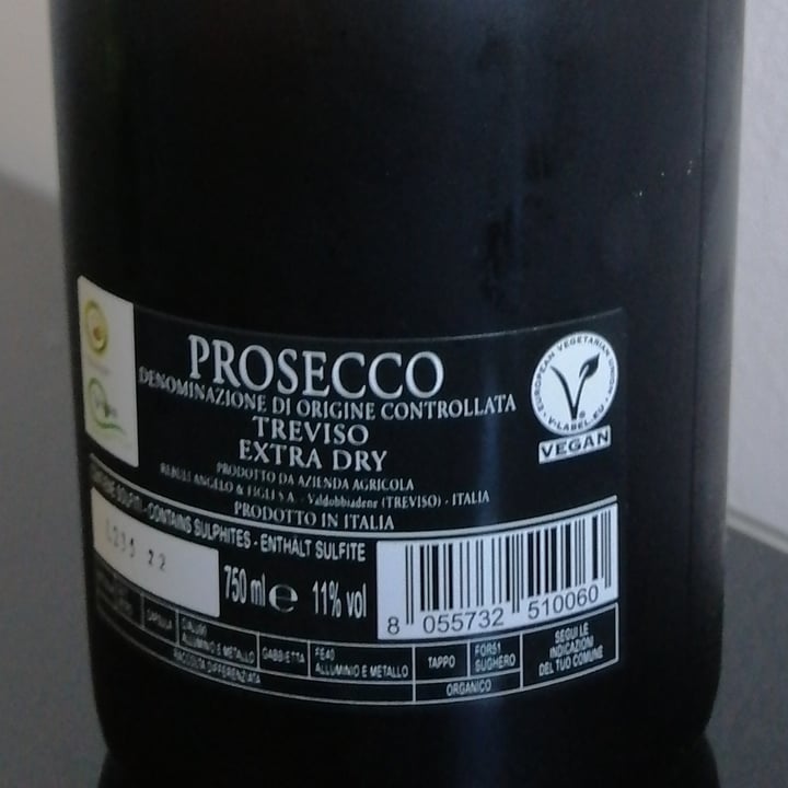 photo of Rebuli Prosecco Treviso DOC shared by @chiaramariateresa on  11 Nov 2022 - review