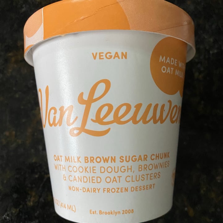 photo of Van Leeuwen Ice Cream Oat milk Brown Sugar Chunk shared by @victorianostalgic on  25 May 2020 - review