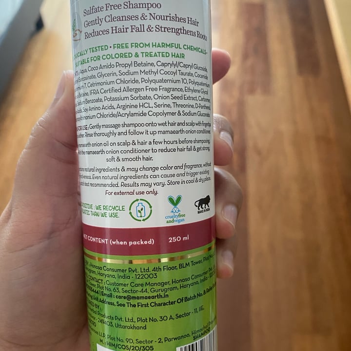 review photo of Mamaearth Onion Shampoo shared by @culinaryworkout on 25 Jun 2022 - review