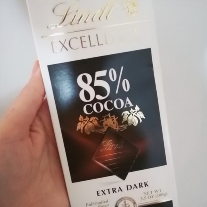photo of Lindt Excellence 85% Cocoa Dark shared by @svennilii on  17 Nov 2020 - review