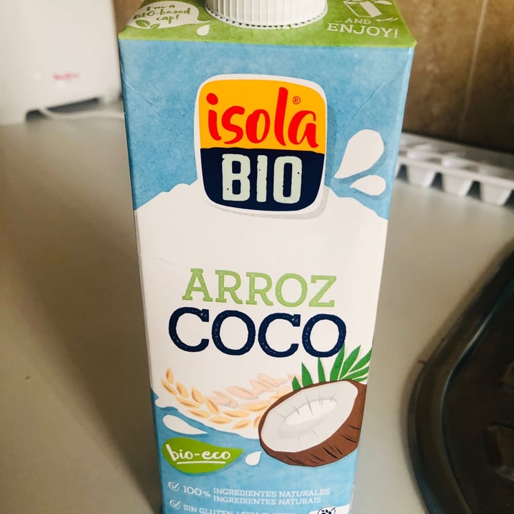 photo of Isolabio Bebida De Arroz Y Coco shared by @seguilamoda on  15 May 2020 - review