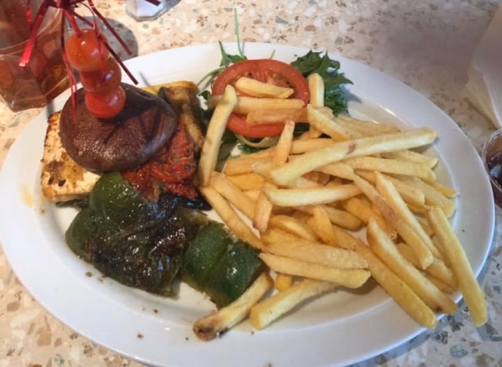 photo of Annette's Diner Vegan burger shared by @chelseyj on  02 Apr 2020 - review
