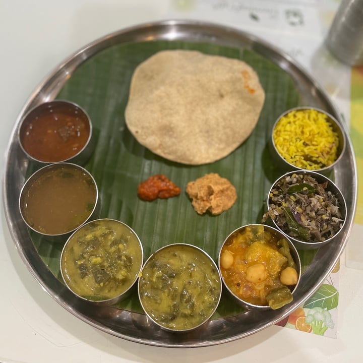 photo of Greenleaf Cafe Pte Ltd South Indian thali shared by @laureguilbaud on  18 Jan 2021 - review