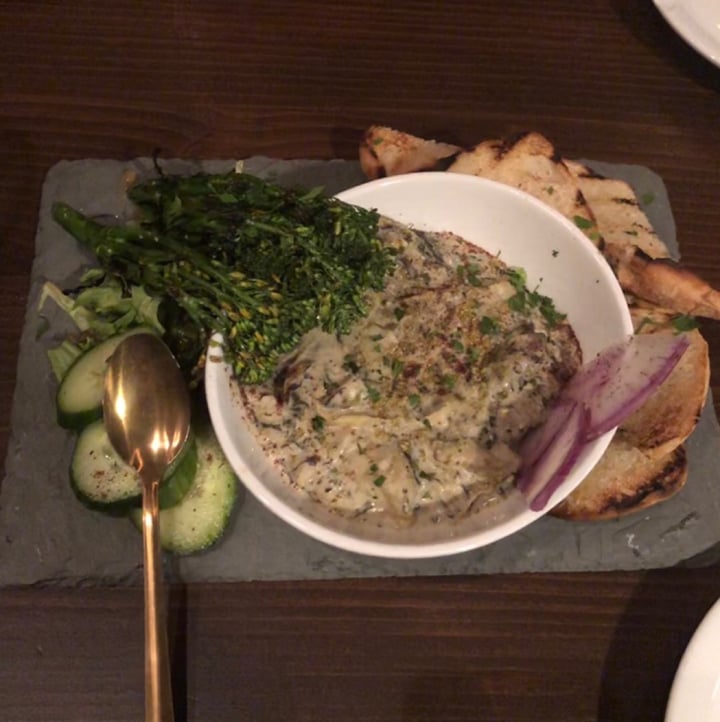 review photo of Modern Love Warm Spinach Artichoke Dip shared by @ariaoreo on 02 Feb 2020 - review