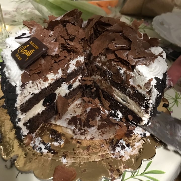 photo of Arzilli Chez Leila Pastry Torta Foresta Nera shared by @elisagotta on  06 Nov 2022 - review
