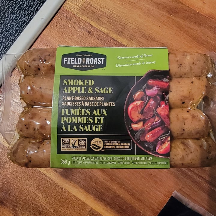 review photo of Field Roast Smoked Apple & Sage Plant-Based Sausages shared by @potatoharvey on 17 Nov 2021 - review