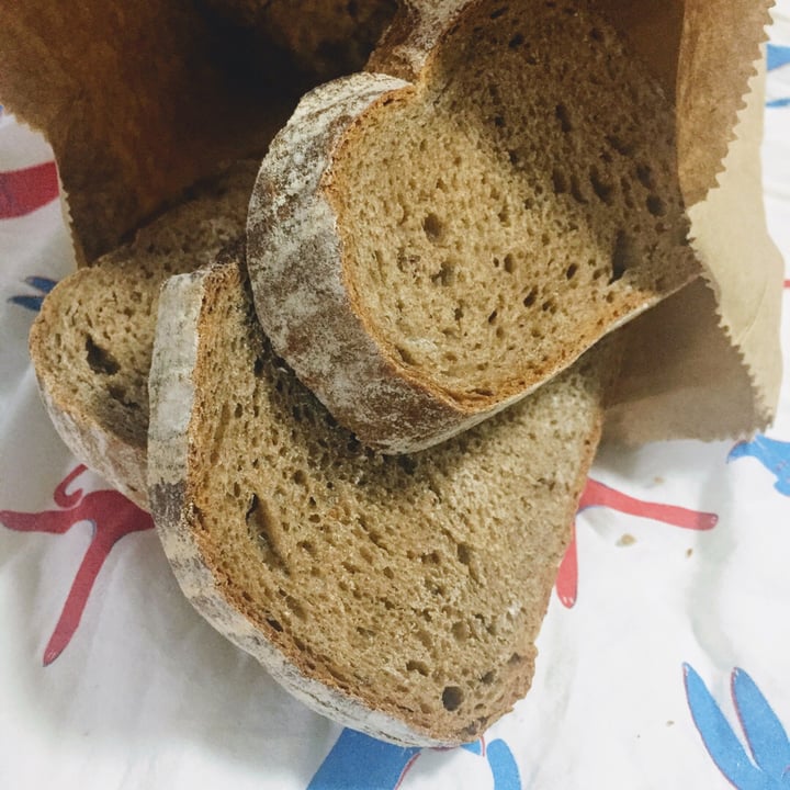 photo of Cedele Bakery Cafe - Tanjong Pagar Centre Pumpernickle Rye Sourdough shared by @waisum on  03 Jan 2020 - review
