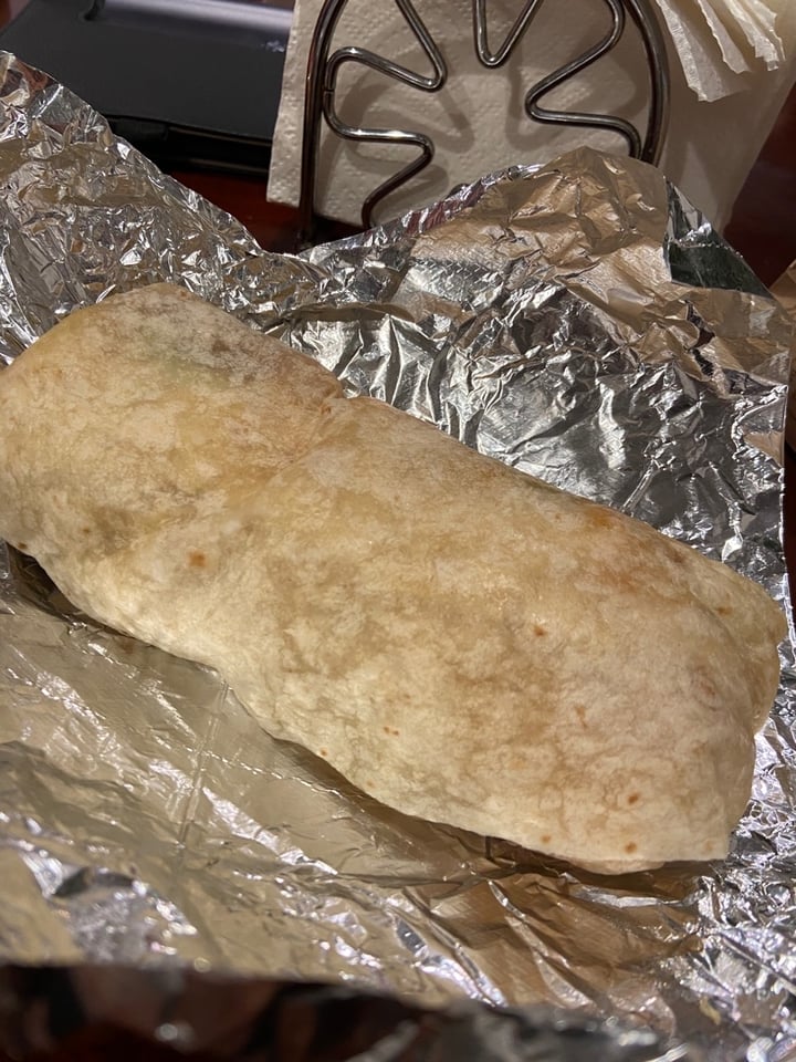 photo of Taqueria El Taco Loco #7 Vegetarian burrito shared by @mynameisweird on  24 Mar 2020 - review
