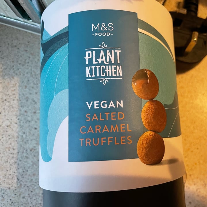 photo of Marks & Spencer Food (M&S) Salted caramel Truffles shared by @suzyque on  28 Dec 2021 - review