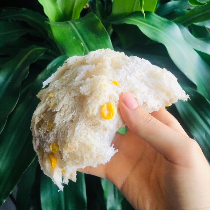 photo of Marché Mövenpick 313@Somerset Sweet Corn Sourdough shared by @consciouscookieee on  02 Jun 2021 - review