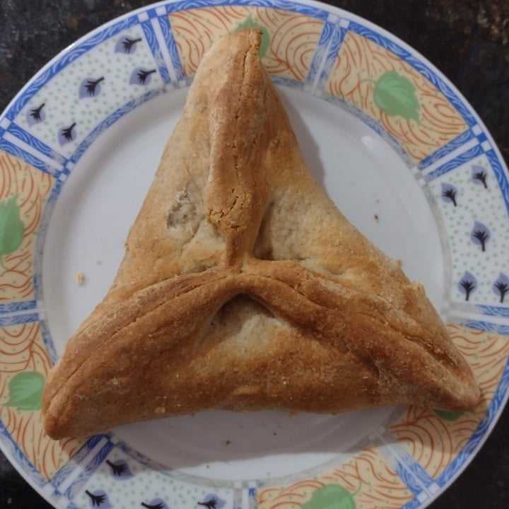 review photo of Lar vegetariano vegano Esfiha Mista shared by @biarossi on 29 Sep 2022 - review