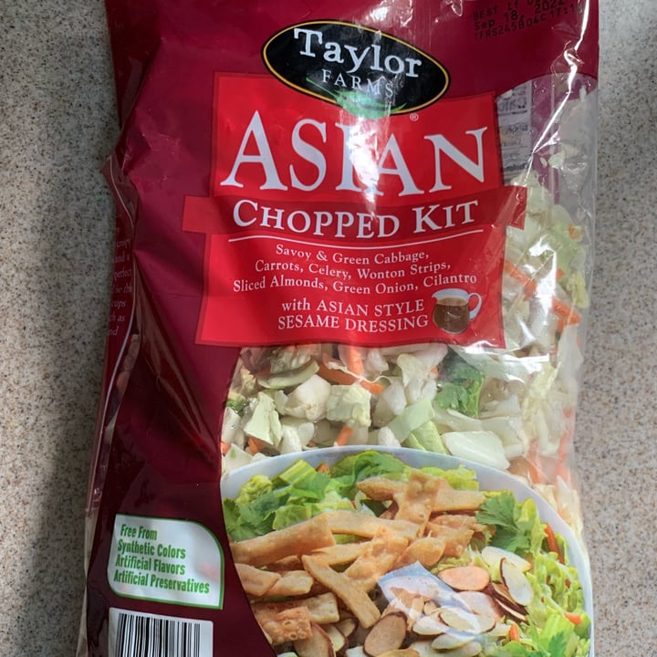 photo of Taylor Farms Asian Cashew Chopped Salad Kit shared by @allhess on  16 Sep 2022 - review