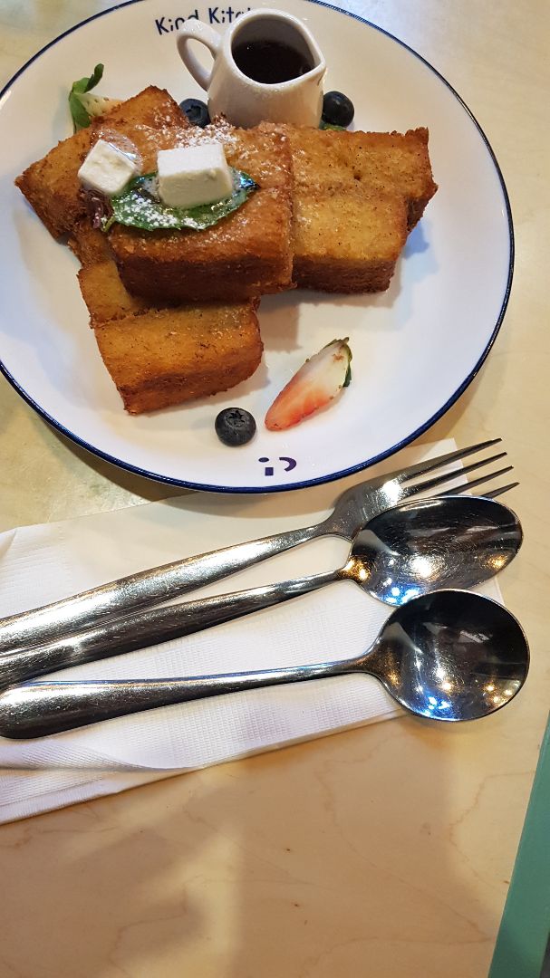 photo of Kind Kitchen by Green Common JUST Eggcellent shared by @veganviks on  26 Dec 2018 - review