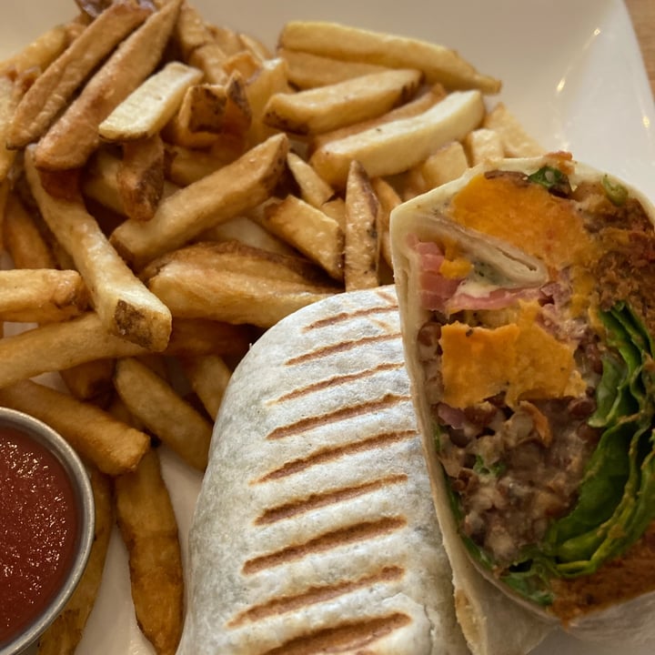 photo of Pure Kitchen Elgin Artisanal wrap shared by @happyhorse on  07 Jun 2022 - review