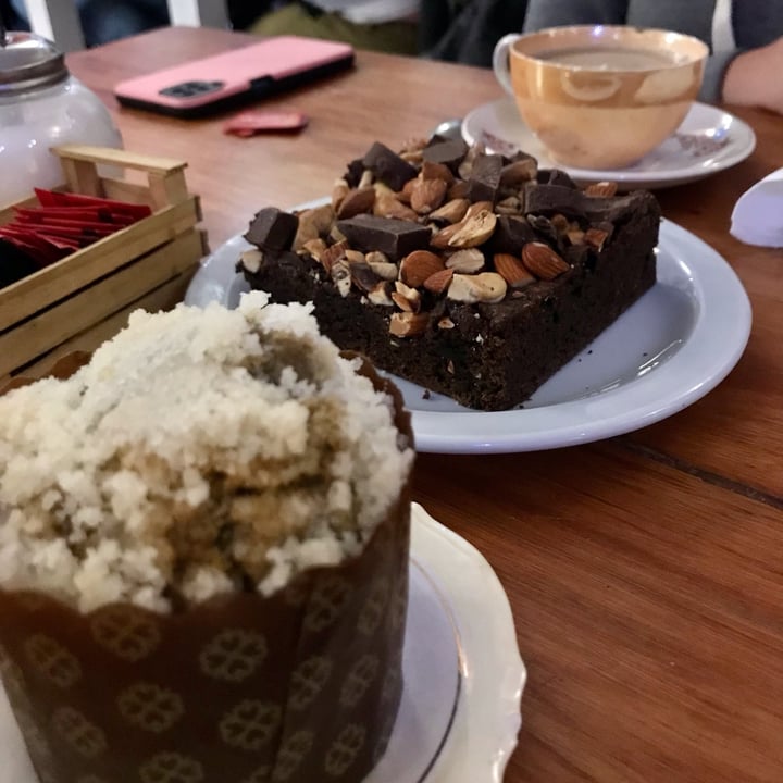 review photo of La Albúfera Dulces&Salados torta brownie shared by @aixacabral on 04 Dec 2022 - review