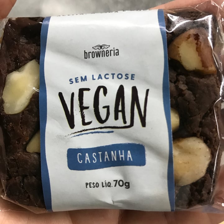 photo of Browneria Togo Brownie vegano com castanhas shared by @silkekpott on  08 Oct 2022 - review