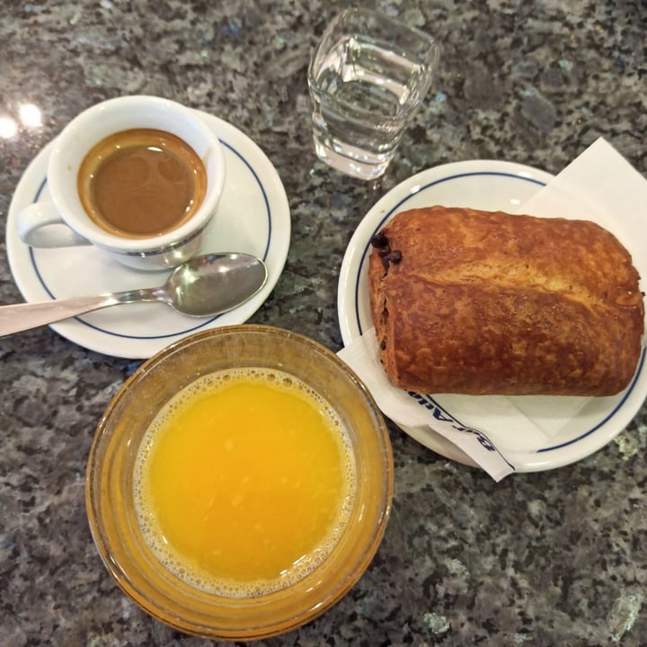 photo of Esselunga di Moncalieri Colazione shared by @renah-99 on  14 Mar 2020 - review