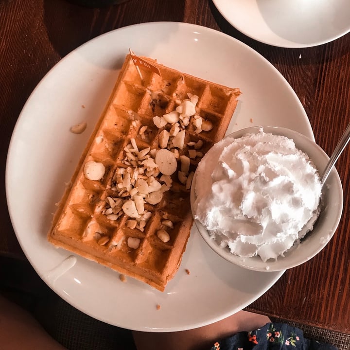 review photo of The Waffle House Macadamia Nut Waffle shared by @lorika on 24 Apr 2020 - review