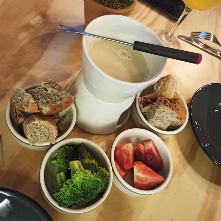 photo of Vegan Inc Fondue shared by @silviswilvis on  22 Apr 2020 - review
