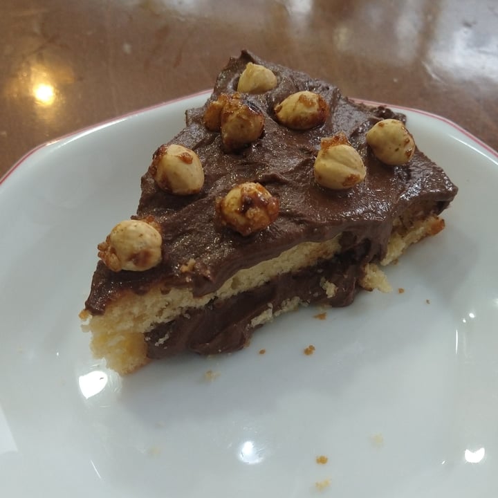 photo of Mostaza Y Media Tarta De Chocolate Con Avellanas Caramelizadas shared by @nimoe on  04 Oct 2020 - review