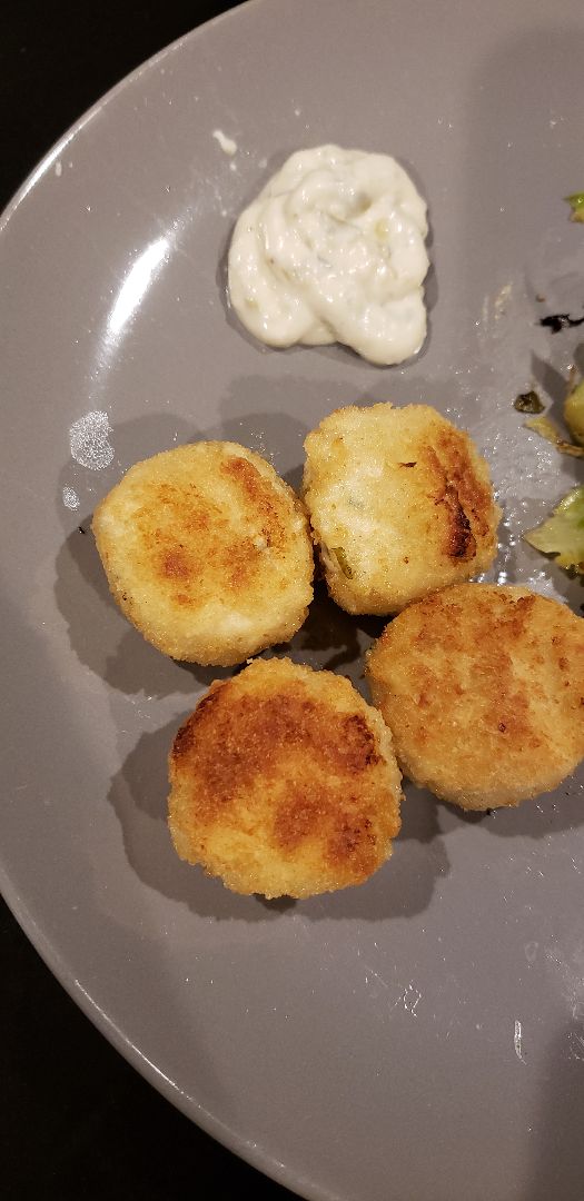 photo of Gardein Mini Crispy Crabless Cakes shared by @ambularfortheanimals on  13 Jan 2019 - review