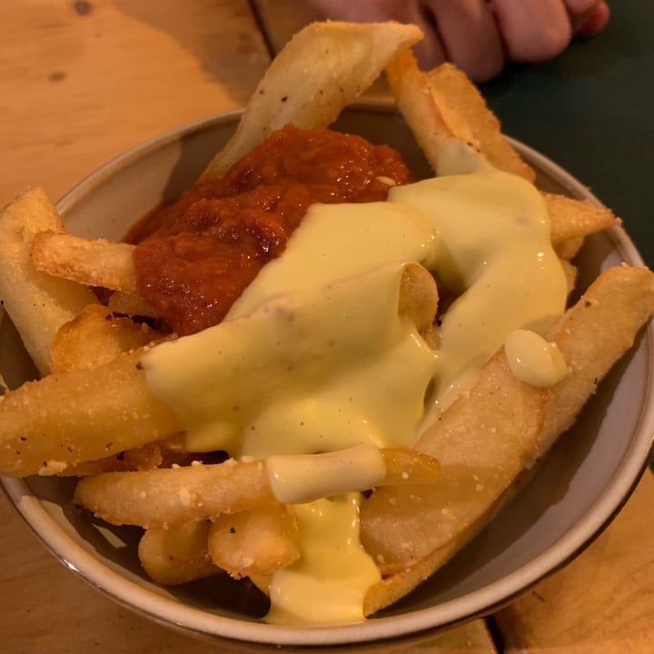 photo of CactusCat Bar patatas bravas shared by @helenpfuertes on  09 May 2022 - review