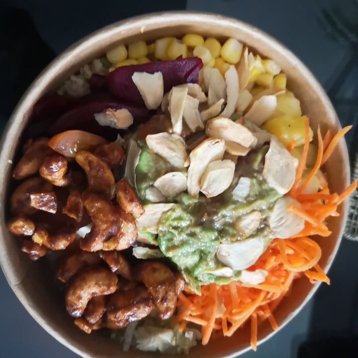 photo of Poke Theory Light Vegan Pokè Bowl shared by @minarobert on  30 Mar 2021 - review