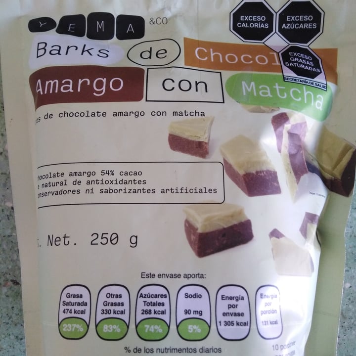 photo of YEMA Barks de Chocolate amargo y Matcha shared by @esmeraldasibaj on  18 Nov 2021 - review