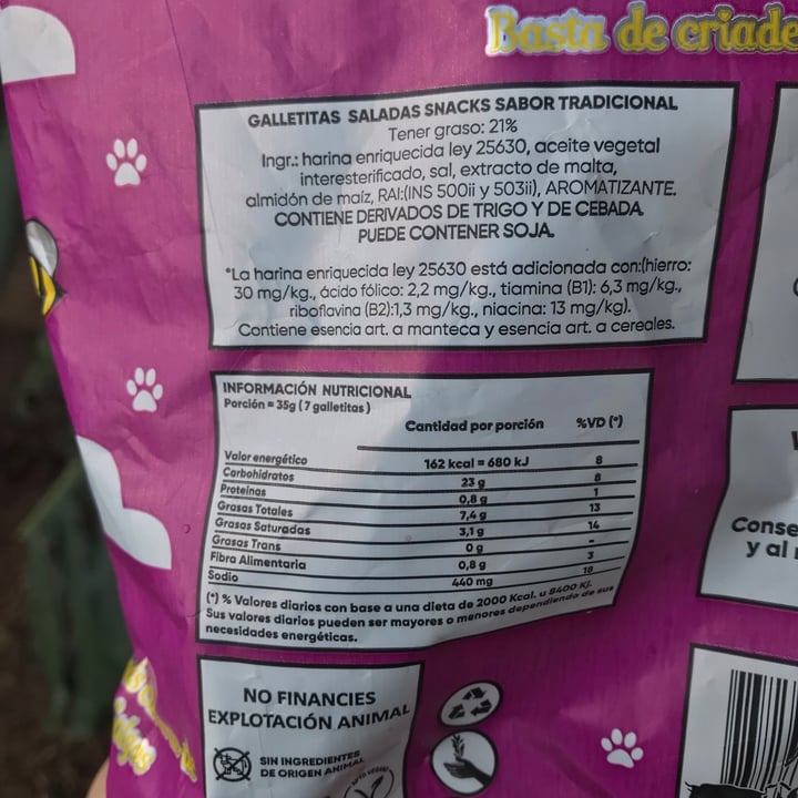 photo of Un Rincón Vegano Vegsnacks Galletas Saladas sabor Tradicional shared by @russomai on  18 Apr 2021 - review