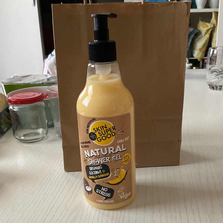 review photo of Skin Super Good Natural Shower Gel. Coconut& Camilla Banana shared by @cajou on 14 May 2022 - review