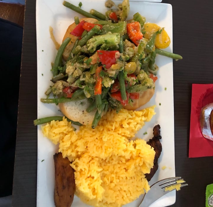 review photo of Cuban Island Restaurant Veggies With Black Beans And Rice shared by @sam1m1ller on 27 Jul 2020 - review