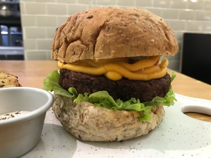 review photo of Ooh Cha Cha 自然食科技大樓 Southwest Burger shared by @ridhisanghrajka on 09 Oct 2019 - review