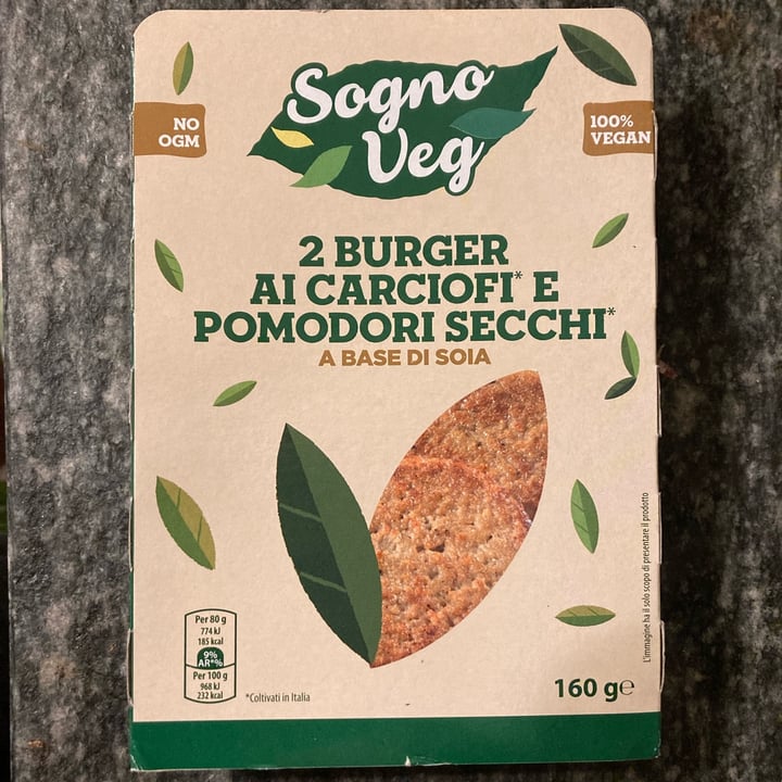 photo of Sogno veg Burger Carciofi E Pomodori Secchi A Base Di Soia shared by @silviia on  27 Jan 2022 - review