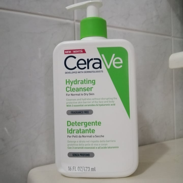 photo of CeraVe Detergente idratante shared by @valevalentina on  01 Oct 2022 - review