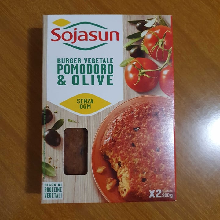 review photo of Sojasun Burger vegetale Tomate Y Albahaca shared by @nicco on 24 Feb 2022 - review
