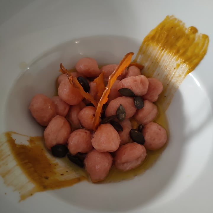 photo of L'Orto già Salsamentario - Vegan & raw food Gnocchi Di Barbabietola shared by @margheritadibosco on  13 Mar 2022 - review