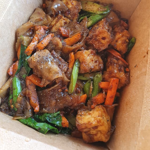 Photo of the dish “Pad See-Ew”