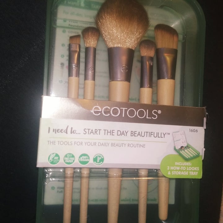 photo of EcoTools Brush set shared by @love4animals on  09 Dec 2020 - review