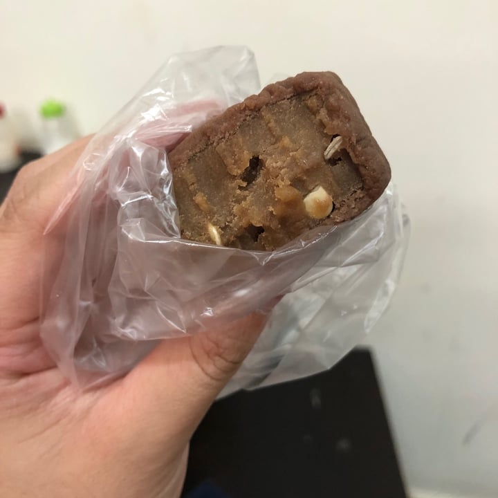 photo of Dongshan Eastern Highland Healthy Cake House Chocolate Snow Skin Mooncake shared by @mt on  15 Sep 2020 - review