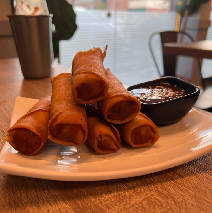 photo of Vinh Loi Tofu Egg rolls shared by @lesliem2022 on  08 Dec 2022 - review