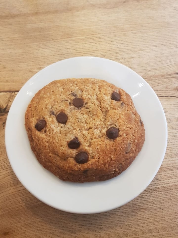 photo of Beetroot Sauvage Chocolate Chip Cookie shared by @helenasveganlife on  08 Mar 2020 - review