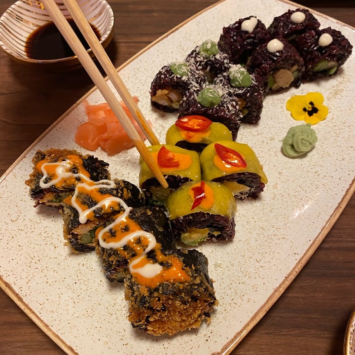 photo of Vegan Sushi Bar Signature Rolls shared by @nourishingfoods on  12 May 2020 - review