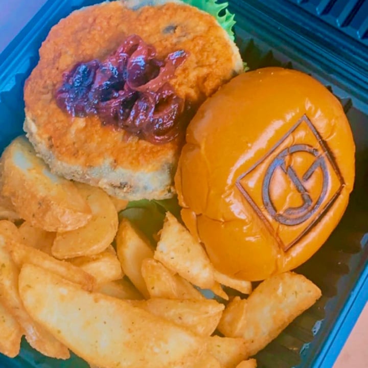 photo of The Green Jacket Resturant Vegan Burger shared by @priiya on  28 Jun 2021 - review